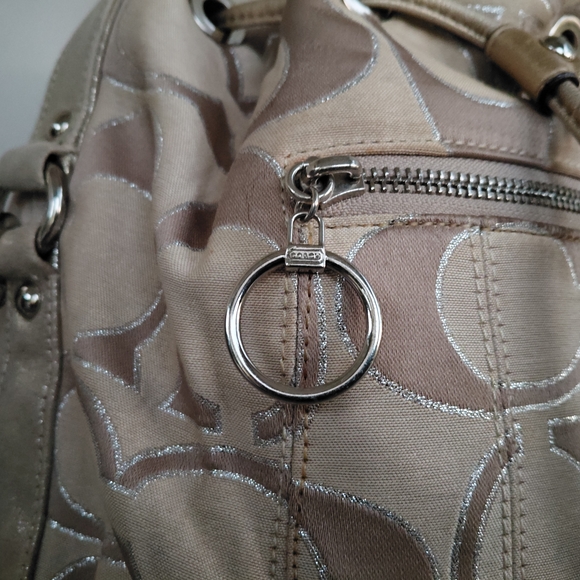 Coach Tan Shoulder Bag with Signature Pattern - Picture 2 of 7